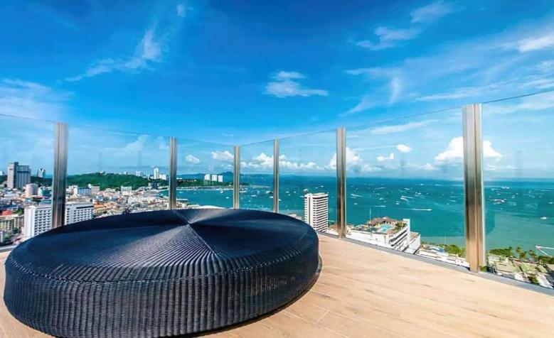 Base Quiet King-bed With Infinity Pool & Free Netflix อพาร์ทเม้น
